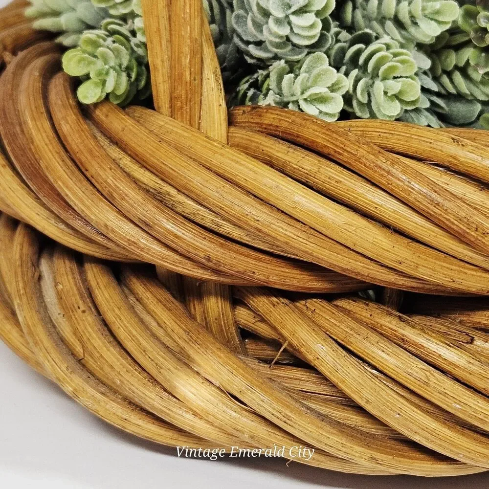 Vtg Wicker Basket with Handle Round Honey Willow Primitive Very Sturdy Handmade
